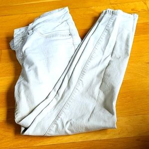 Ankle length stretchy khaki pants skinny